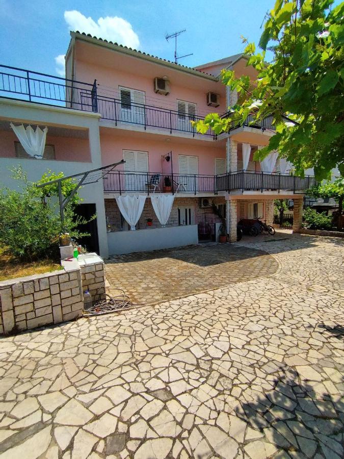 Apartment Erceg Porec Exterior photo