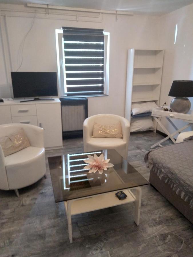 Apartment Erceg Porec Exterior photo