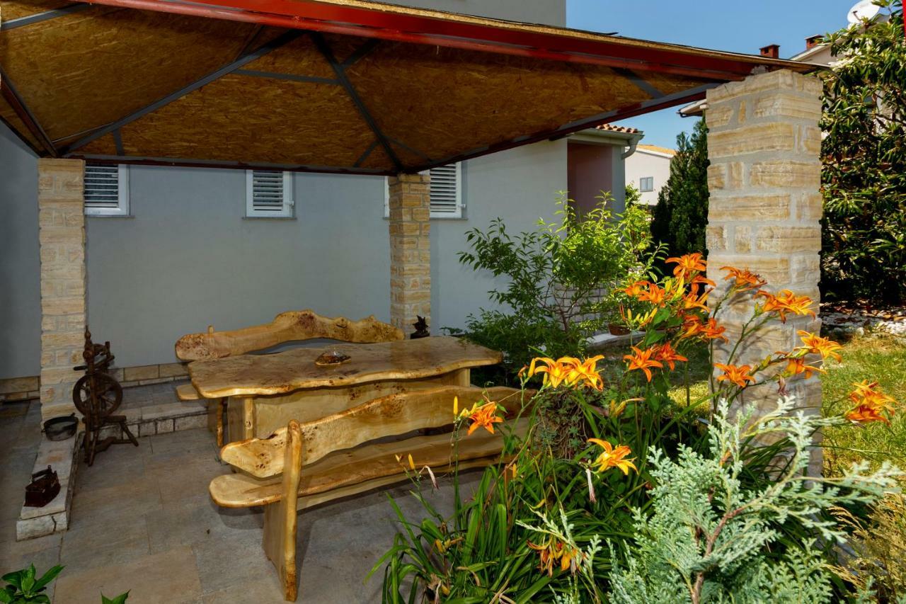 Apartment Erceg Porec Exterior photo